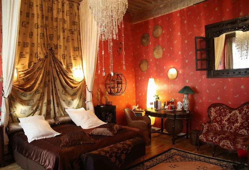 Hotel Renaissance in Castres