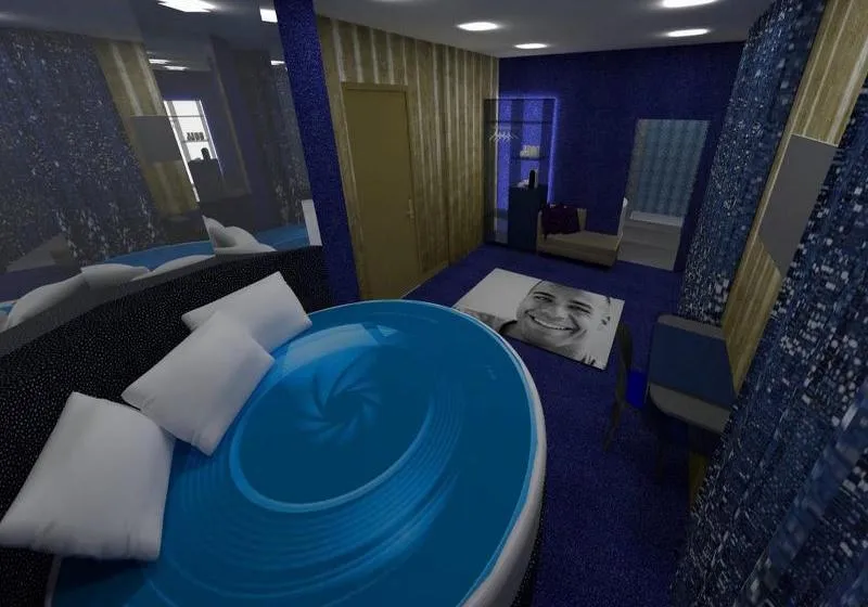 Hotel Déclic - Gallery Image 2