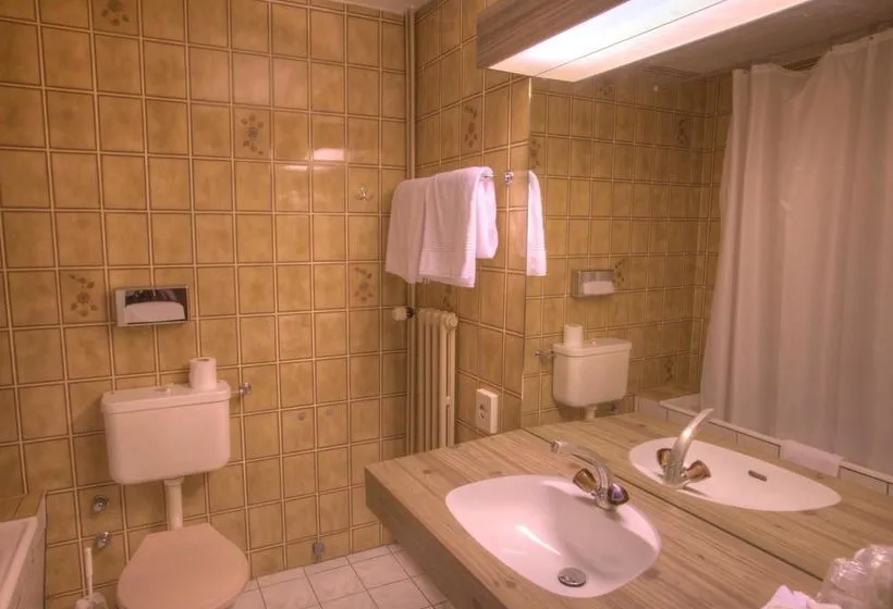 Best Western Hotel Continental - Gallery Image 4