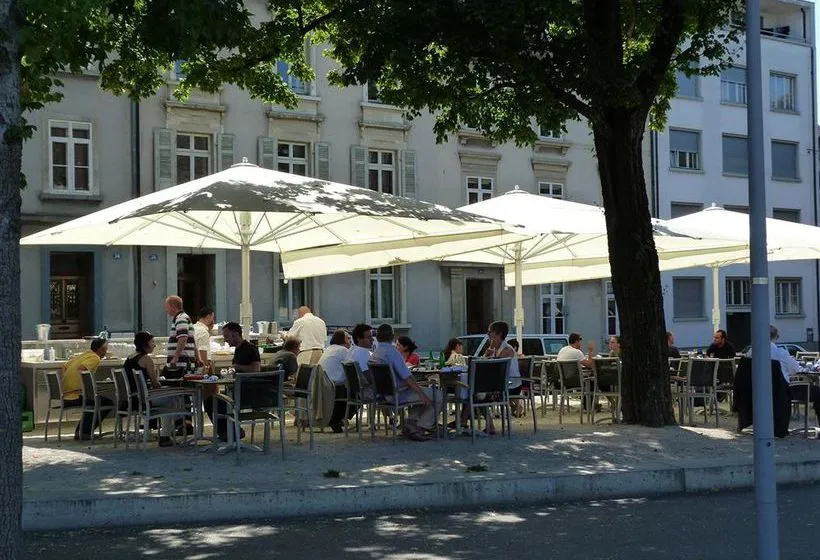 Resslirytti Hotel - Gallery Image 8