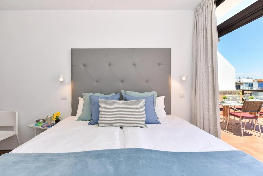 Apartamentos Don Carlos - Gallery Image 1