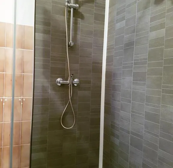 Hotel Carina - Gallery Image 7