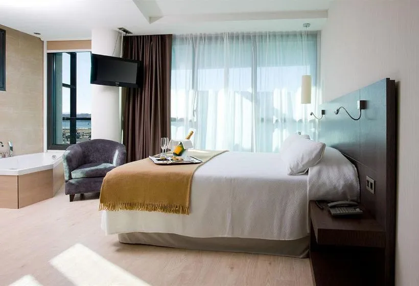 hotel-nh-gijon-18.webp