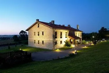 Hotel Rural Casona de Cefontes em Castiello de Bernueces
