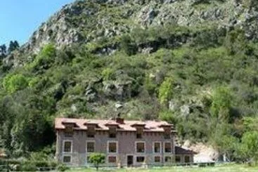 Apartamentos Don Clemente  Cangas de Onís