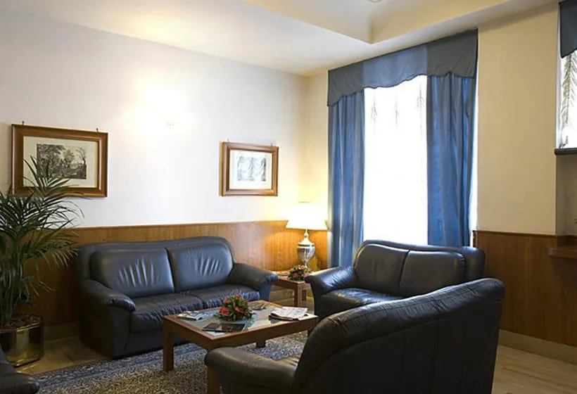 Hotel San Giorgio em Nápoles