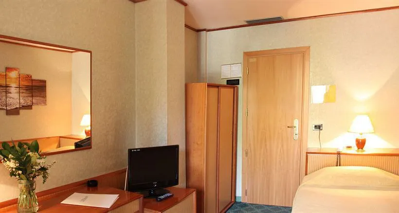 Minotel Marittima - Gallery Image 7