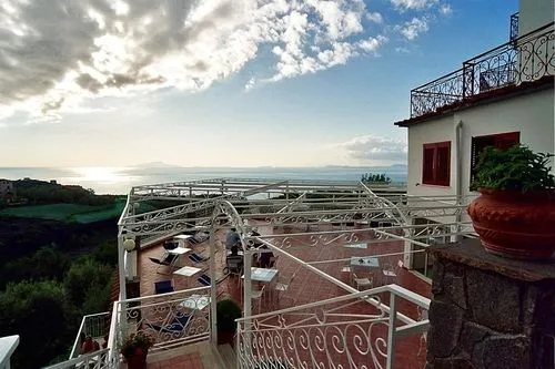 Hotel Dania - Gallery Image 7