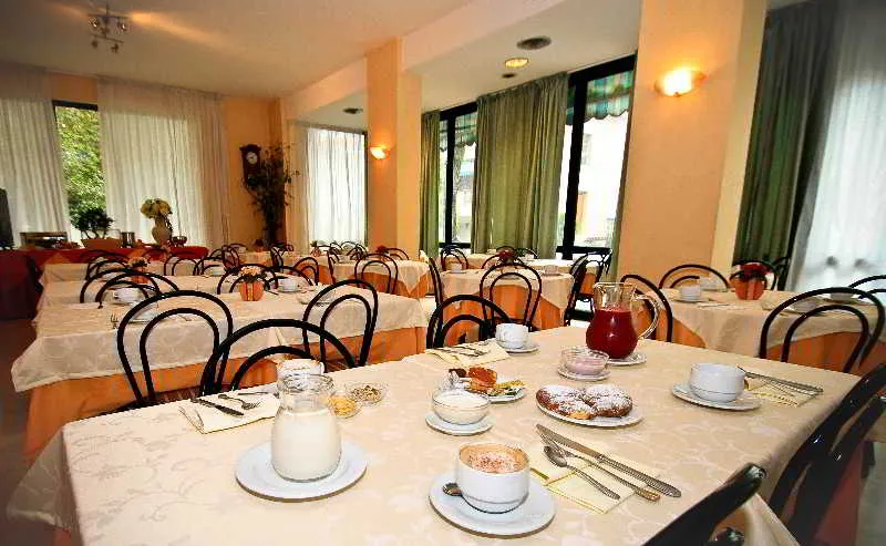 Hotel Atrium em Rímini