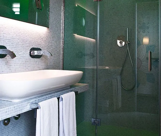Hotel Patrizia - Gallery Image 2