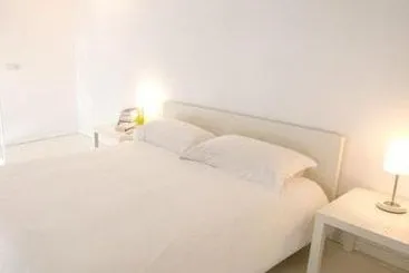 Nardones Apartments - Gallery Image 3