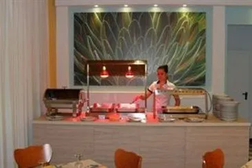 Hotel Fabrizio - Gallery Image 2