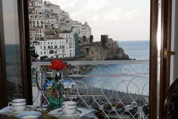 Hotel Croce Di Amalfi in Amalfi