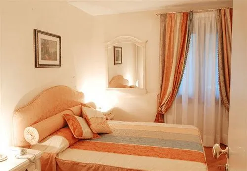 Bed &amp; Breakfast Ai Giardini Residence - Gallery Image 7
