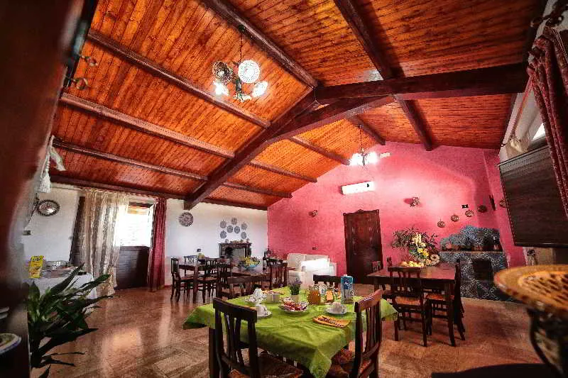 Bed and Breakfast Il Mirto E La Rosa - Gallery Image 1