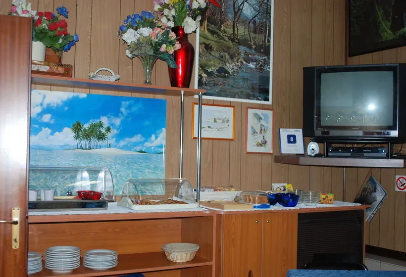 Hotel Tuscolano  Bolonia