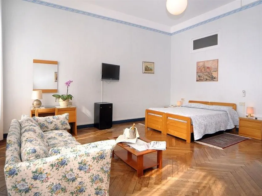 Grand Hotel Mediterranée em Génova