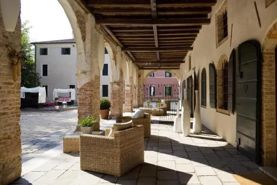 Villa Moro Lin - Gallery Image 6