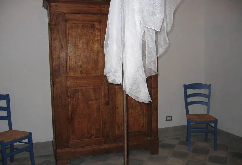 Filicudi Apartments - Gallery Image 7
