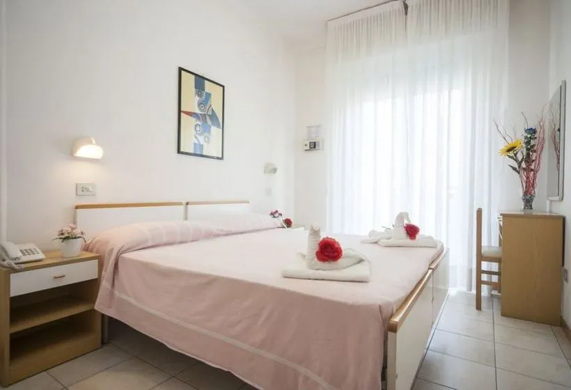 Hotel Soave - Gallery Image 8