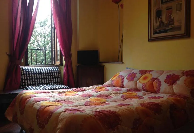 Bed and Breakfast Kenzo &amp; Kiara Guest House in Roma