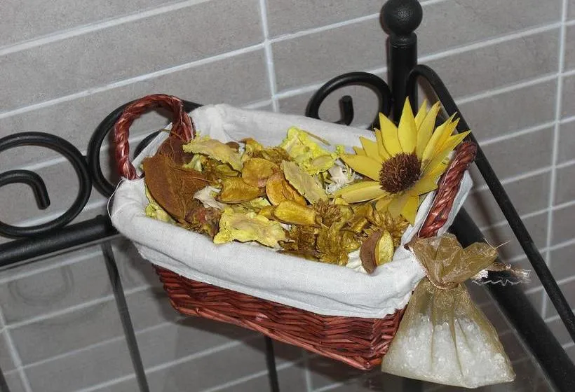 Pietra Preziosa Bed &amp; Breakfast - Gallery Image 6