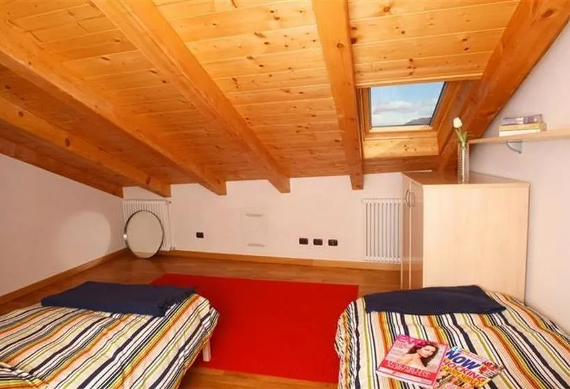 Hotel La Piazza Menaggio - Gallery Image 4