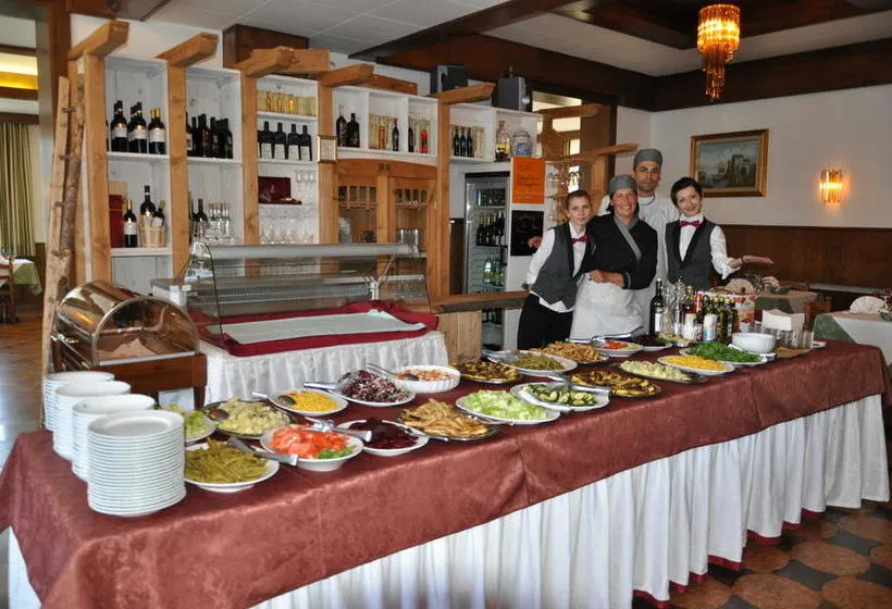 Hotel Sandro - Gallery Image 5