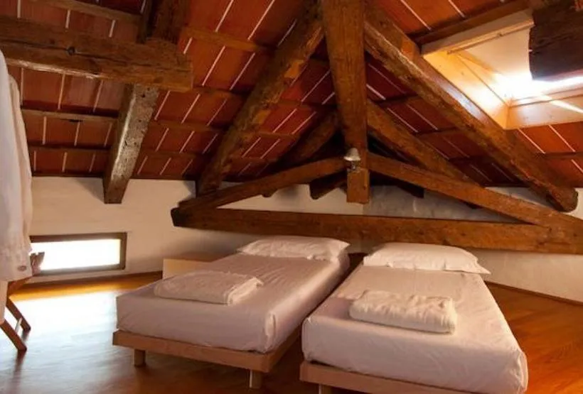 Bed and Breakfast Yatri - Gallery Image 5