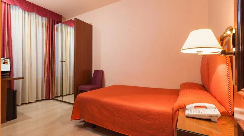 hotel-alba-barcelona-14.webp