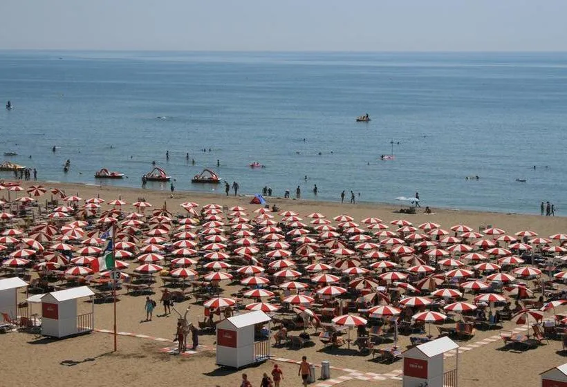 Hotel Atenea - Gallery Image 9