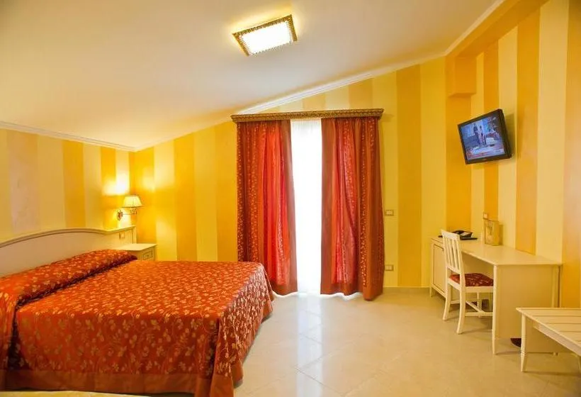 Vittorio Emanuele Bed &amp; Breakfast - Gallery Image 5