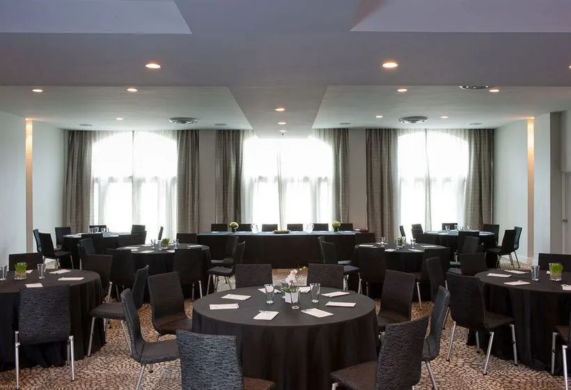 Hotel Marseilles - Gallery Image 9