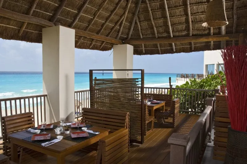 hotel-oasis-cancun-13.webp