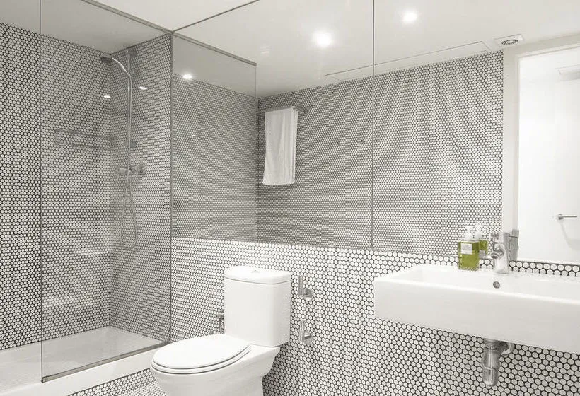 Whotells Raval - Gallery Image 7