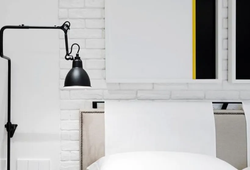 Hotel The Corner - Gallery Image 3