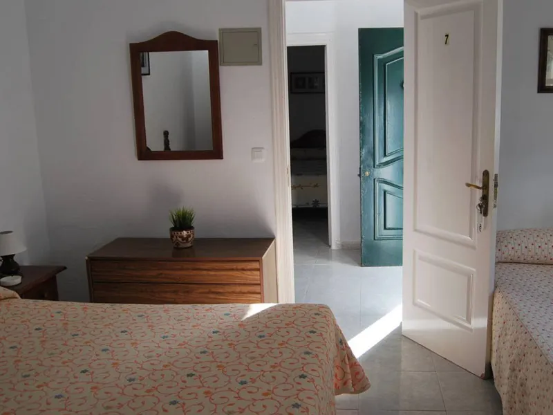 Hostal Avenida - Gallery Image 4