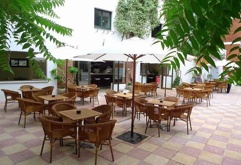 Hotel Moremar - Gallery Image 8