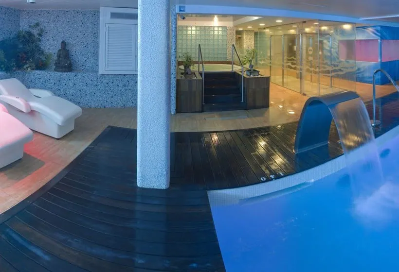 Hotel GHT Oasis Tossa & Spa - Gallery Image 7
