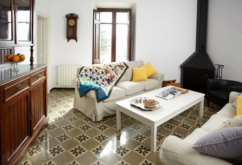 Hotel Mas Ribas - Gallery Image 2