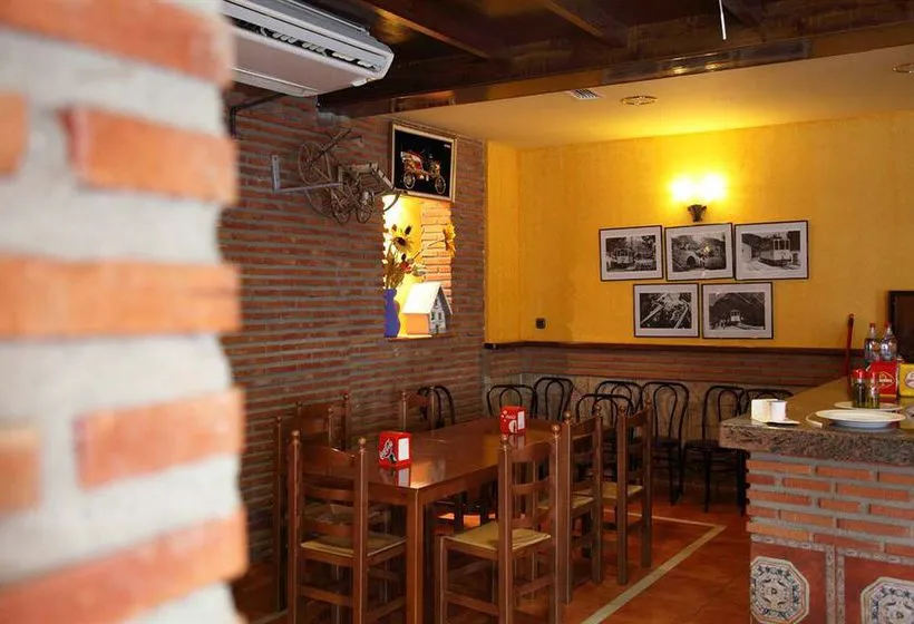 Hotel Quentar - Gallery Image 6