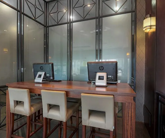 hotel-deville-porto-alegre-12.webp