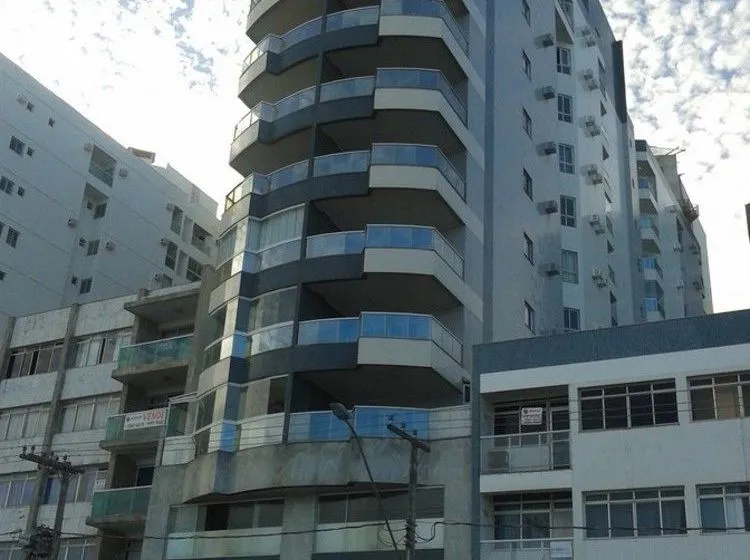 guarapari-praia-21.webp