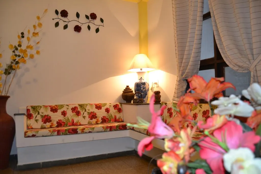 Hotel Caribe - Gallery Image 1