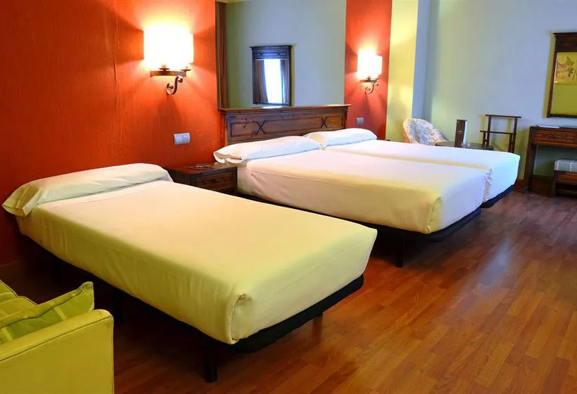 Hotel Zenit Sevilla - Gallery Image 1