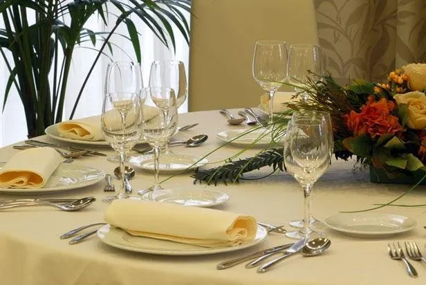 Hotel Las Artes - Gallery Image 3