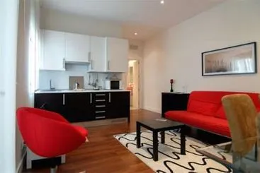 Apartamentos MV Gran Via in Madrid