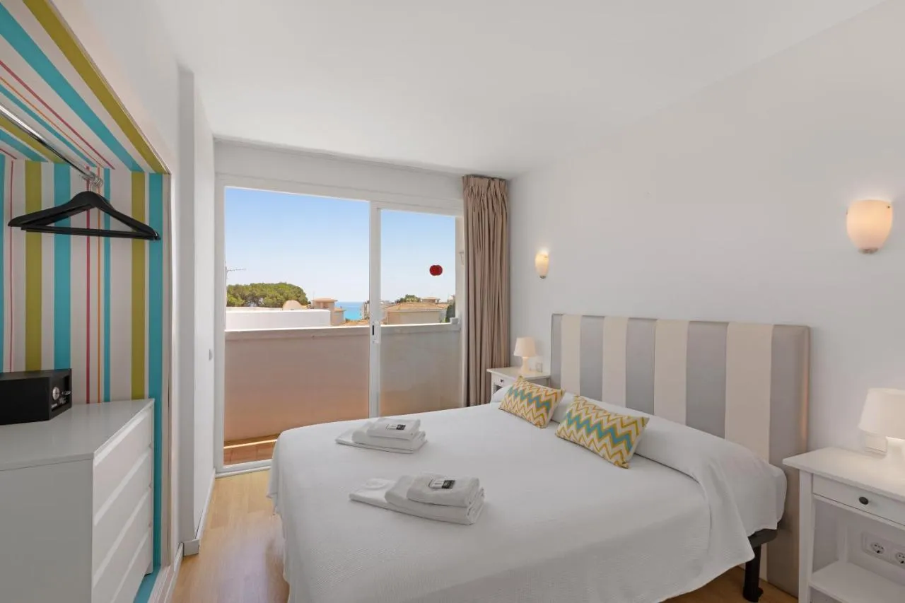 Apartamentos Sureda - Gallery Image 1