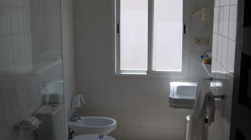 Hotel Lima - Gallery Image 2