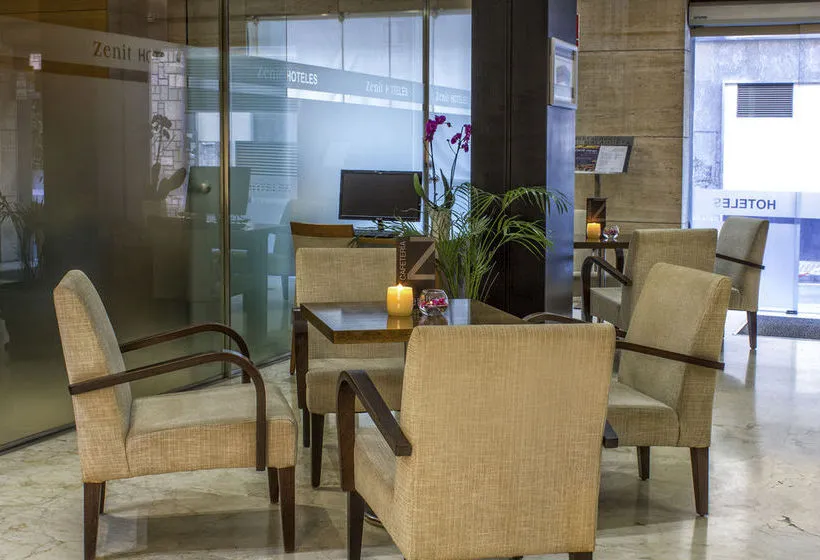 hotel-zenit-malaga-26.webp